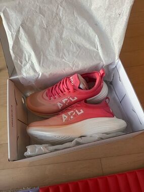 APL Women’s Podium Sneakers